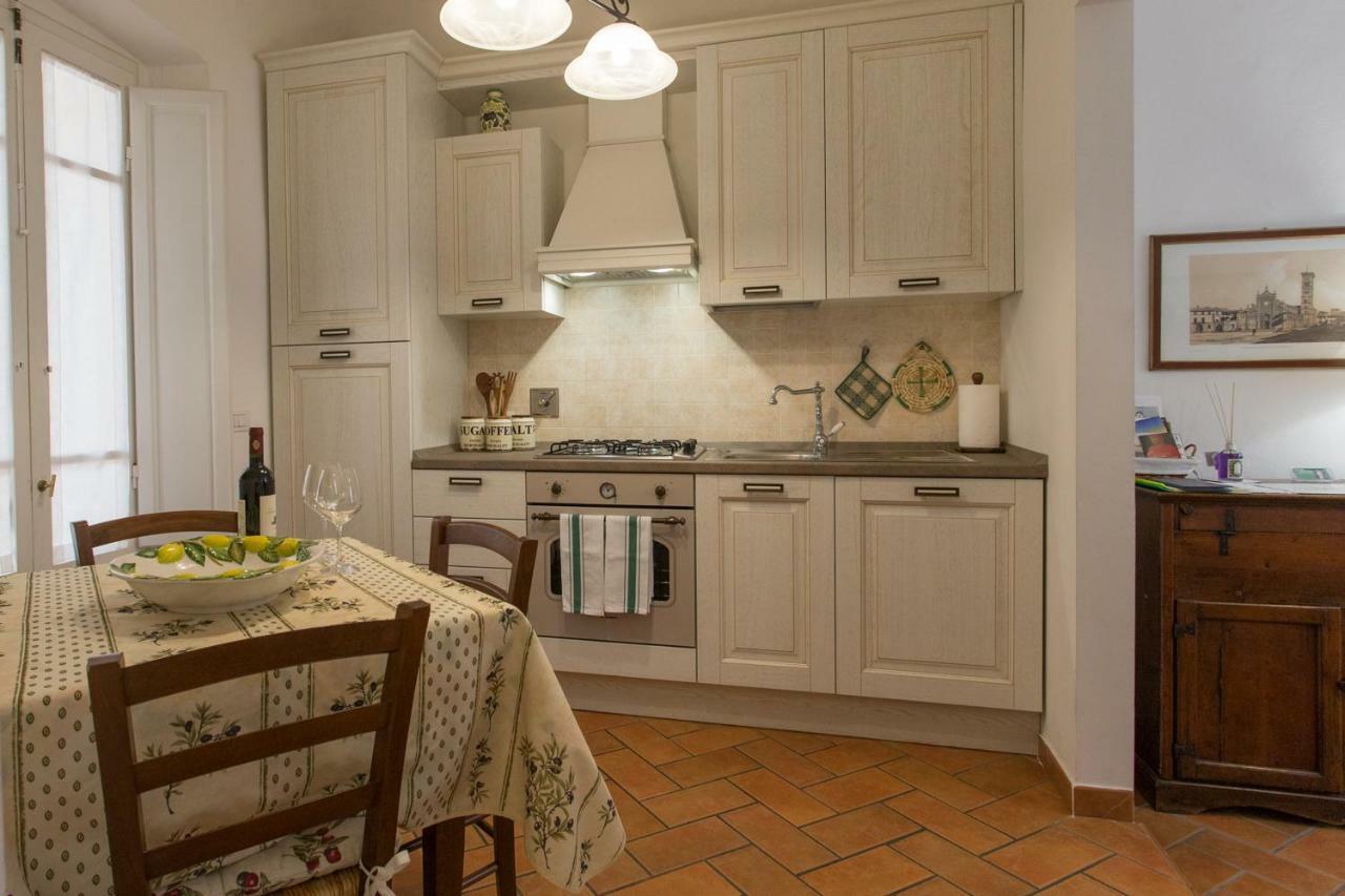 Datini Apartment Прато Екстериор снимка