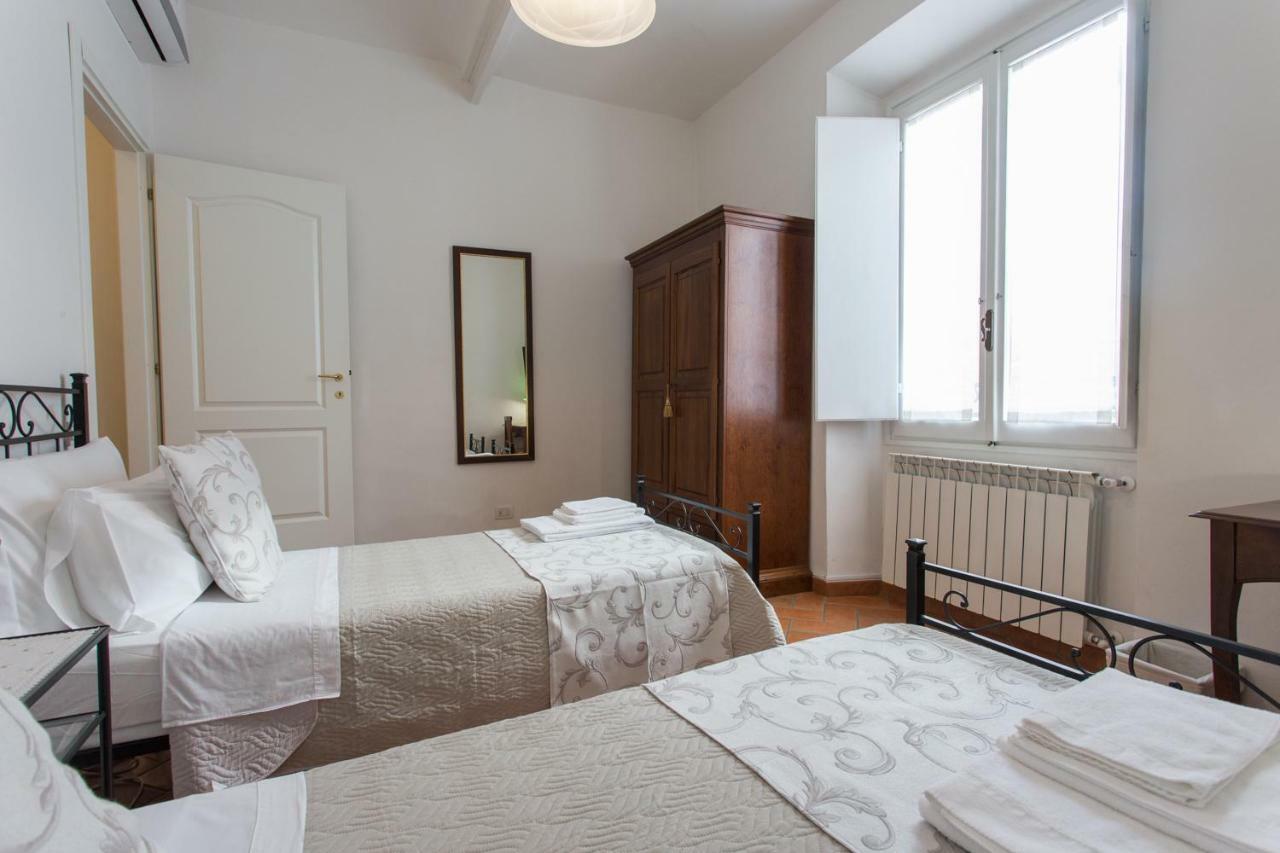 Datini Apartment Прато Екстериор снимка